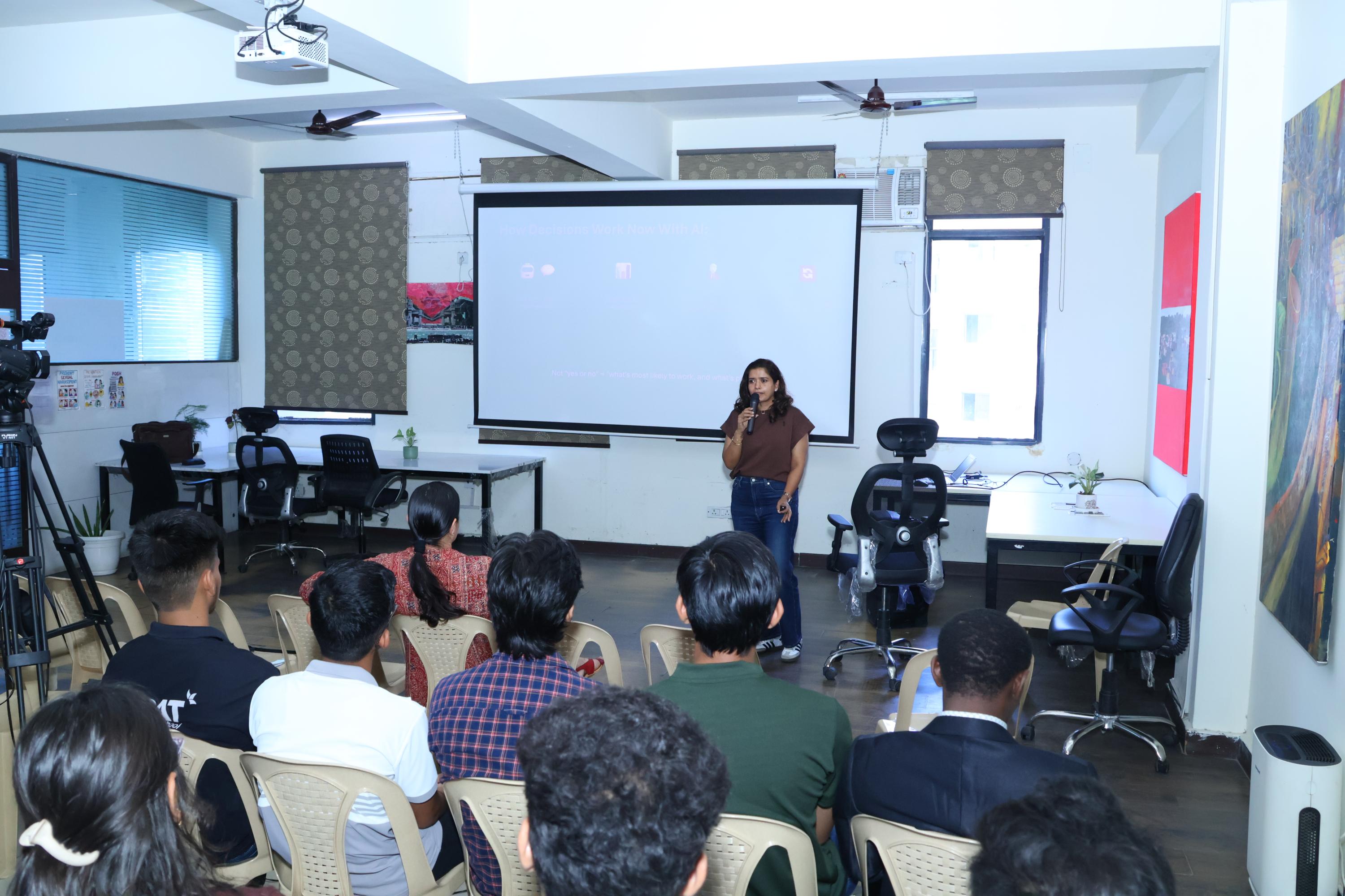 Minu interacting with developers